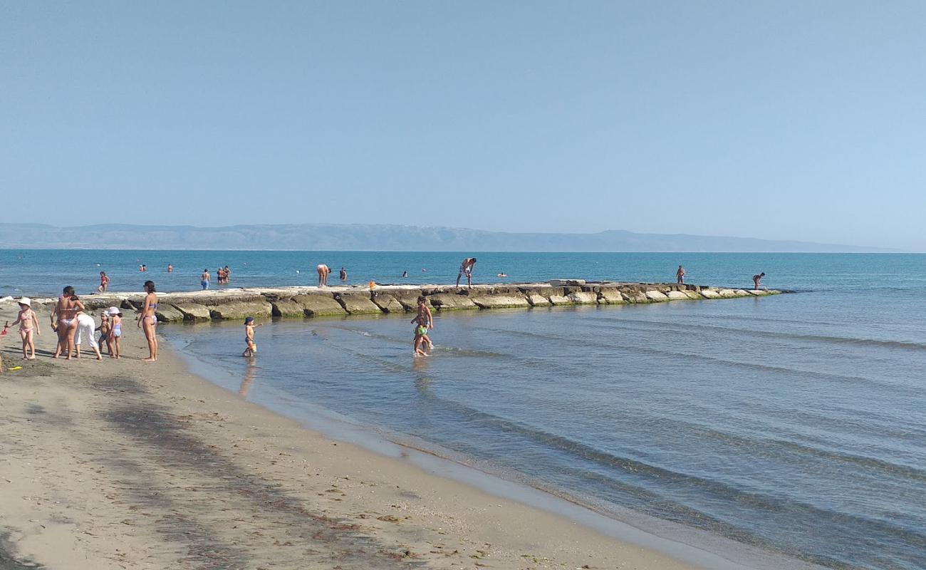Zapponeta Beach II'in fotoğrafı kahverengi kum yüzey ile