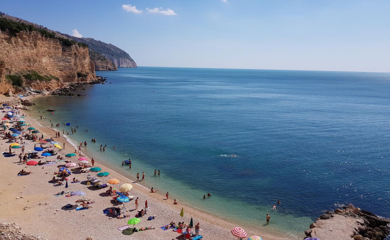 Punta Rossa Plajı'in fotoğrafı hafif çakıl yüzey ile