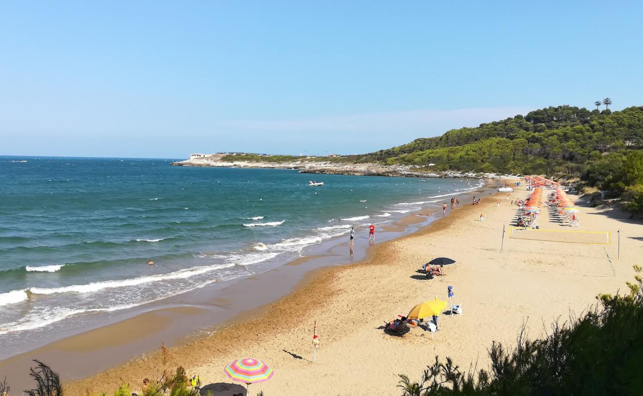Crovatico Beach'in fotoğrafı i̇nce kahverengi kum yüzey ile