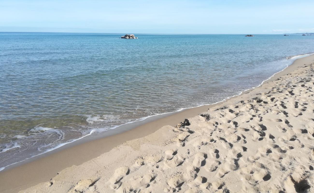 Marina di Petacciato'in fotoğrafı i̇nce kahverengi kum yüzey ile