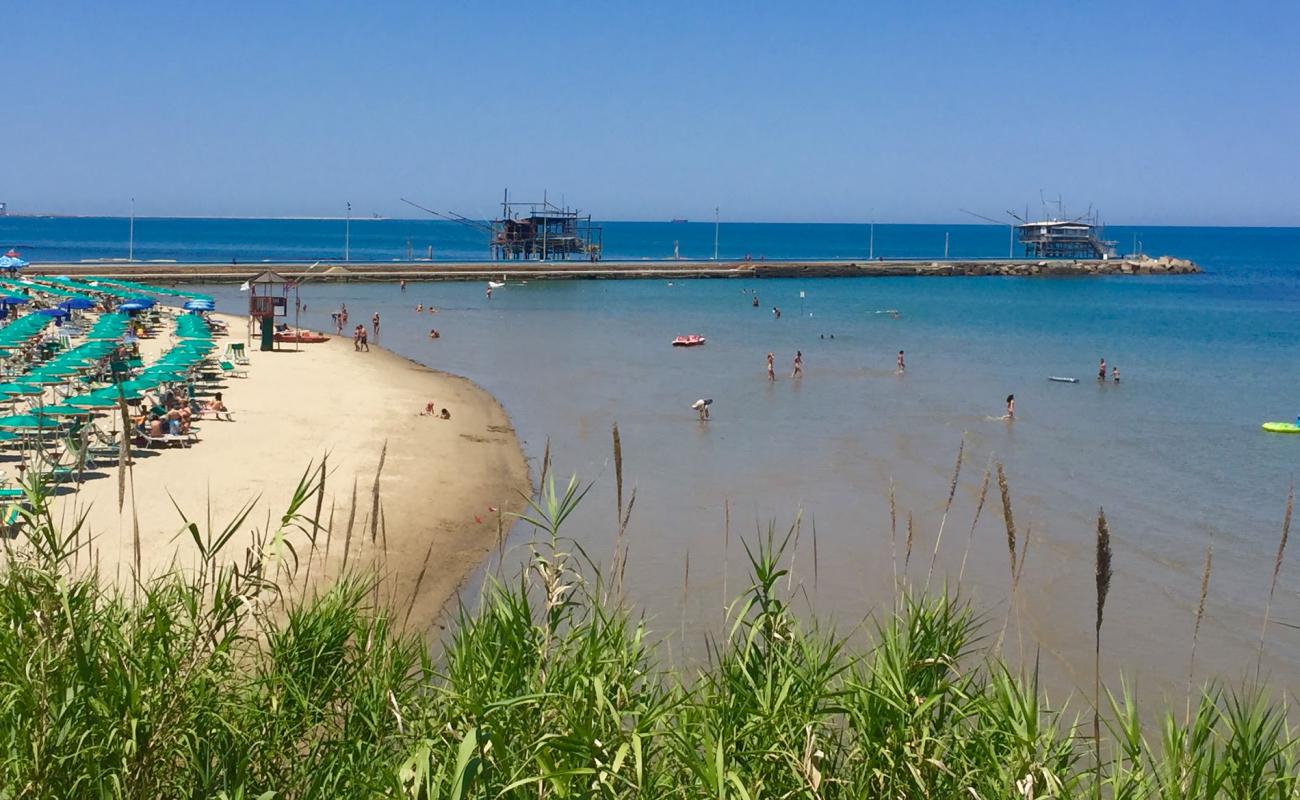 Spiaggia San Vito Marina'in fotoğrafı açık bej kum yüzey ile