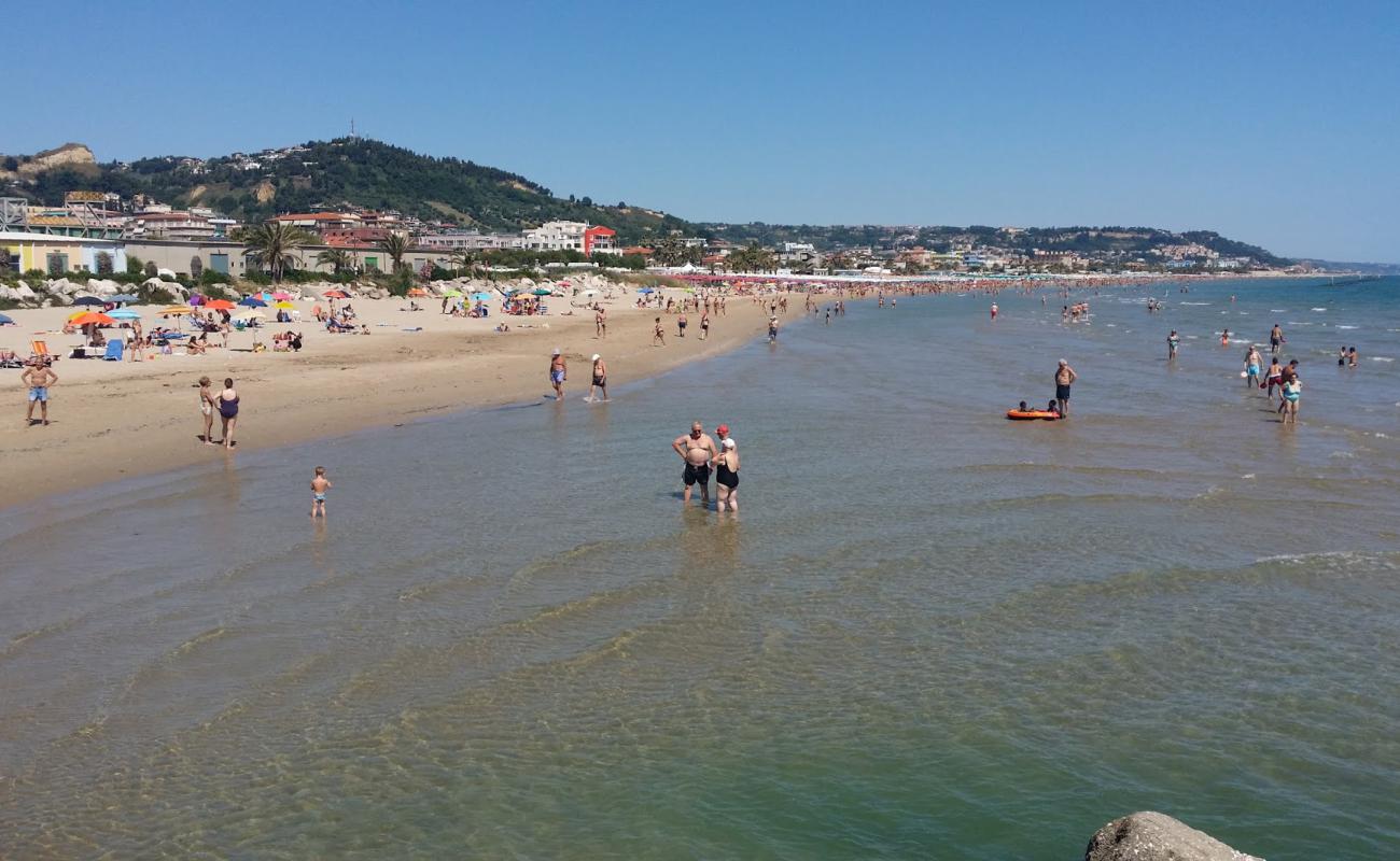 Colibri' Beach'in fotoğrafı parlak ince kum yüzey ile