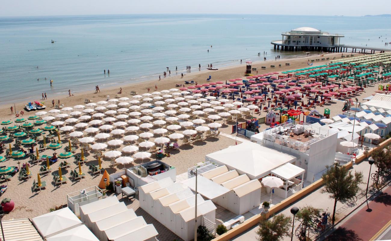 Spiaggia di Senigallia'in fotoğrafı i̇nce bej kum yüzey ile