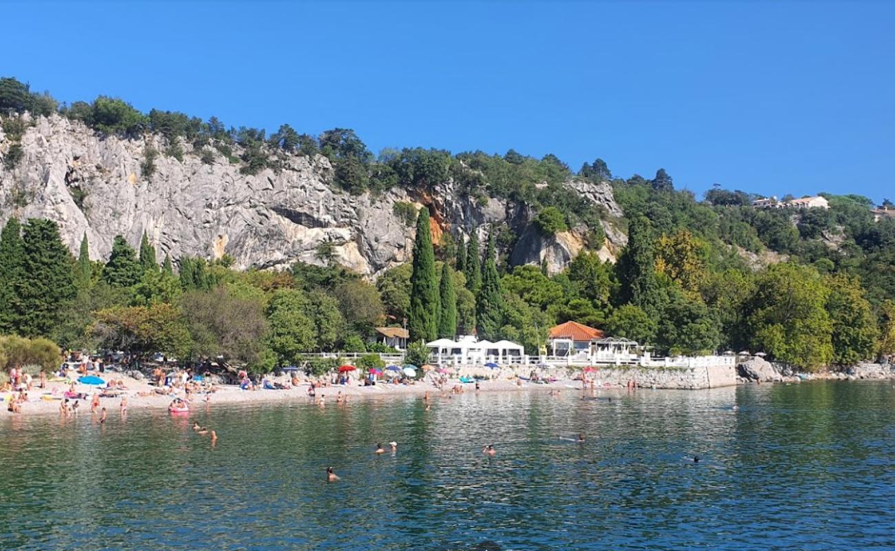 Caravella beach'in fotoğrafı gri çakıl taşı yüzey ile