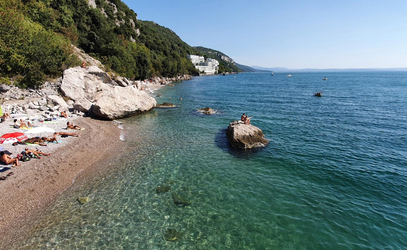 Costa dei Barbari'in fotoğrafı hafif çakıl yüzey ile