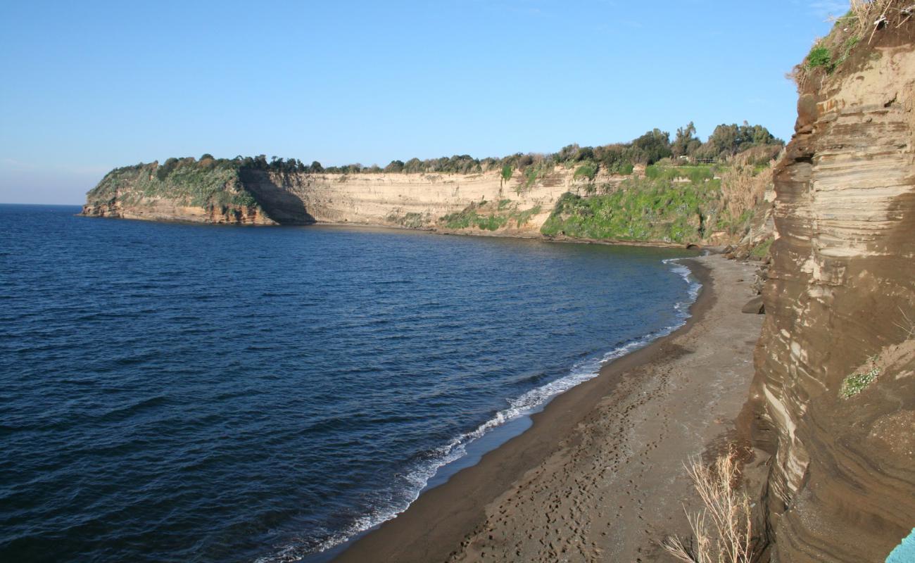 Punta Ottimo Beach'in fotoğrafı gri kum yüzey ile