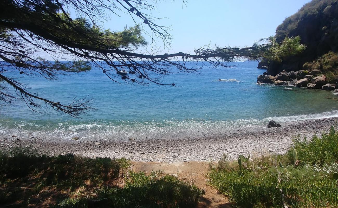 Forbice Beach'in fotoğrafı gri çakıl taşı yüzey ile