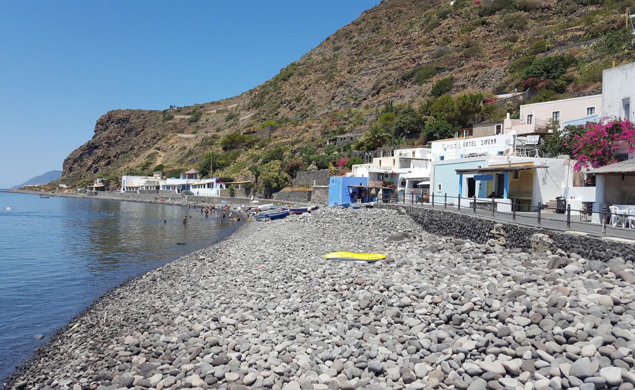 Spiaggia di Pecorini a Mare'in fotoğrafı hafif çakıl yüzey ile