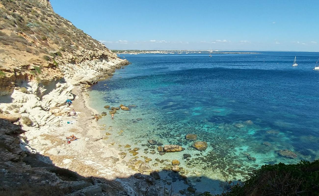 Cala del Passo'in fotoğrafı kayalık arazi yüzey ile