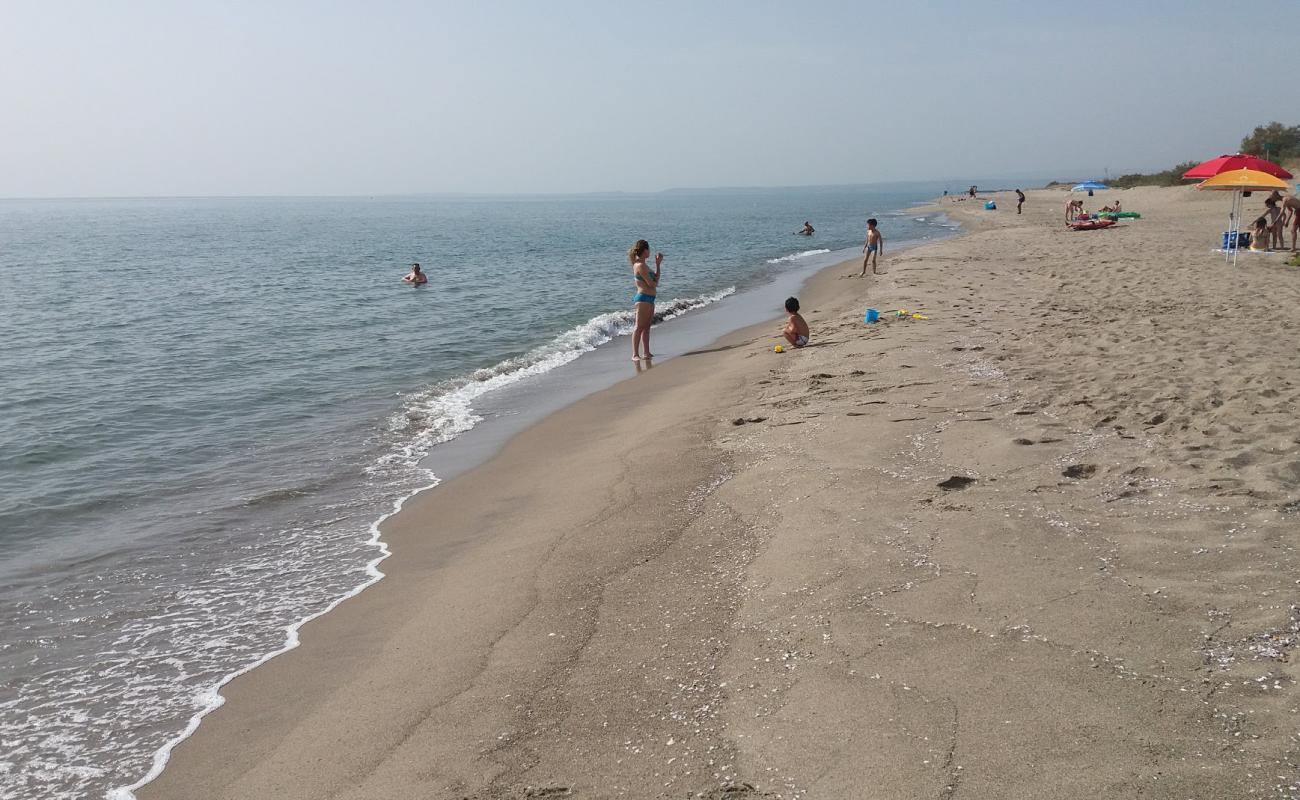Primosole beach II'in fotoğrafı kahverengi kum yüzey ile