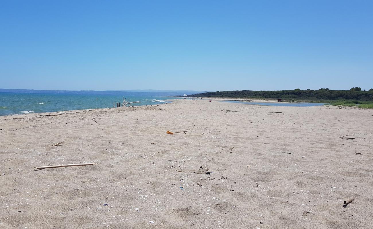 Primosole Beach'in fotoğrafı açık bej kum yüzey ile