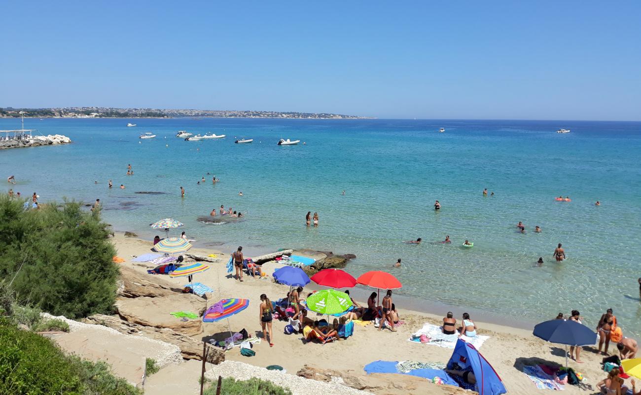 Spiaggia dell'Arenella II'in fotoğrafı parlak kum yüzey ile