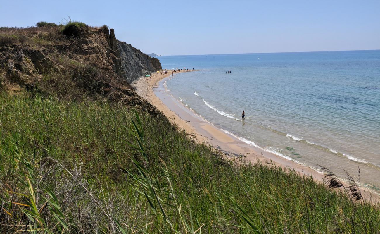Lido Zingarello'in fotoğrafı açık bej kum yüzey ile