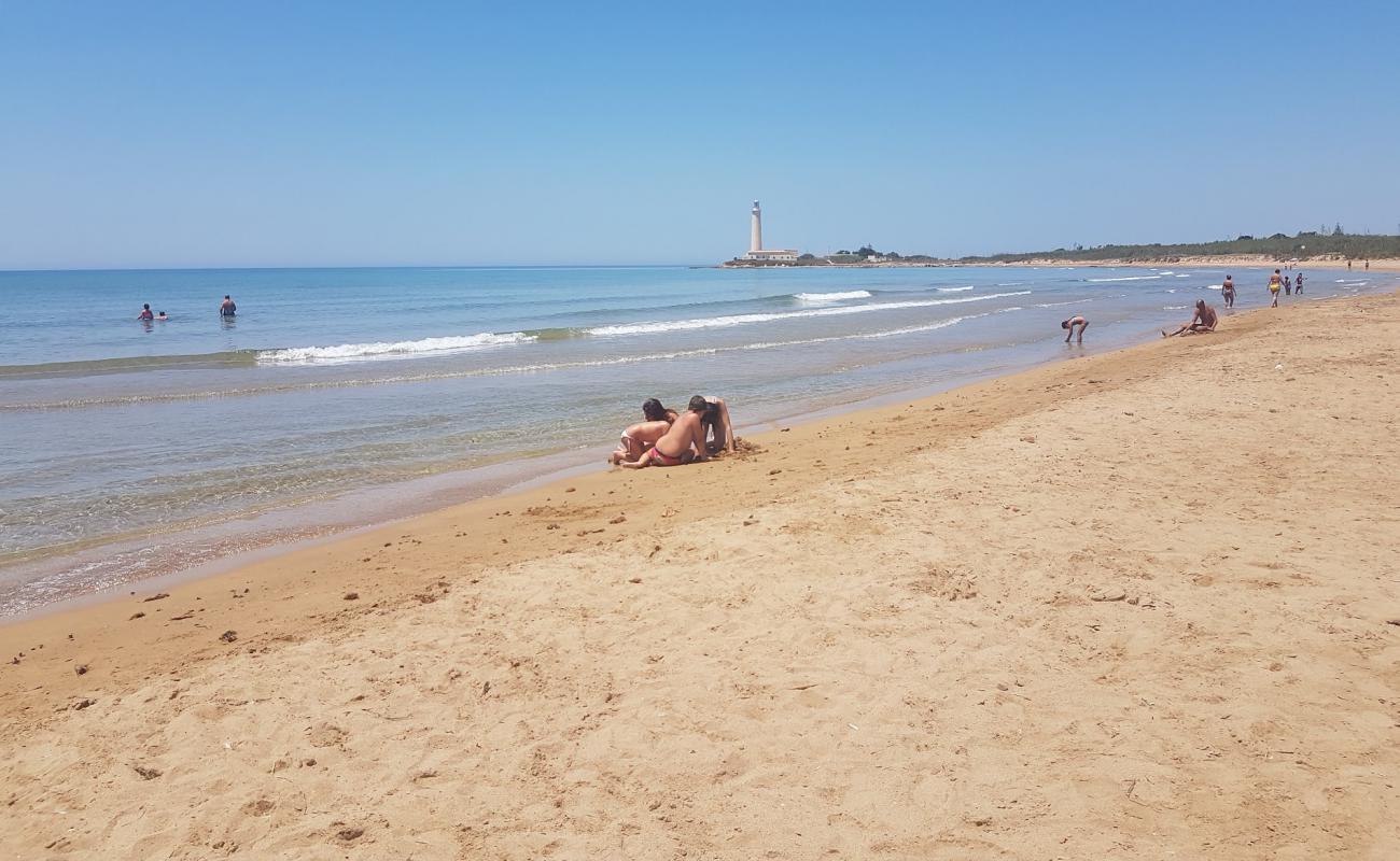 Kartibubbo beach'in fotoğrafı açık bej kum yüzey ile