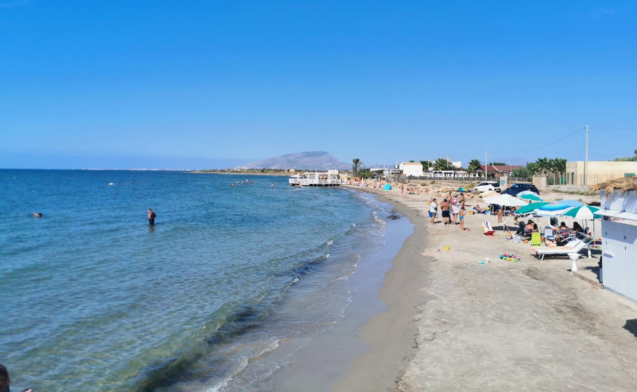 Plaia Del Rio Marsala'in fotoğrafı i̇nce bej kum yüzey ile