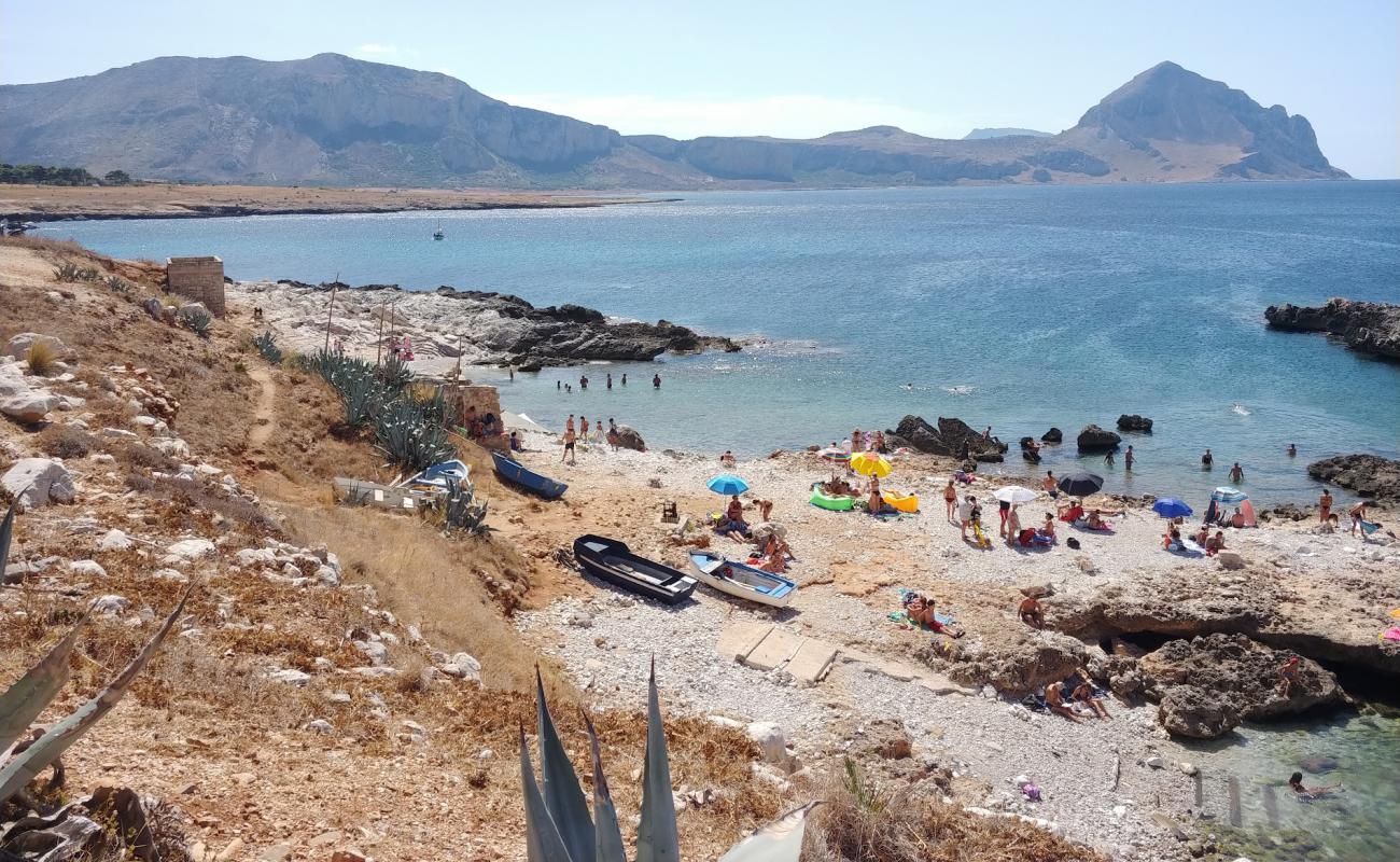 Spiaggia Di Isulidda'in fotoğrafı kayalık arazi yüzey ile
