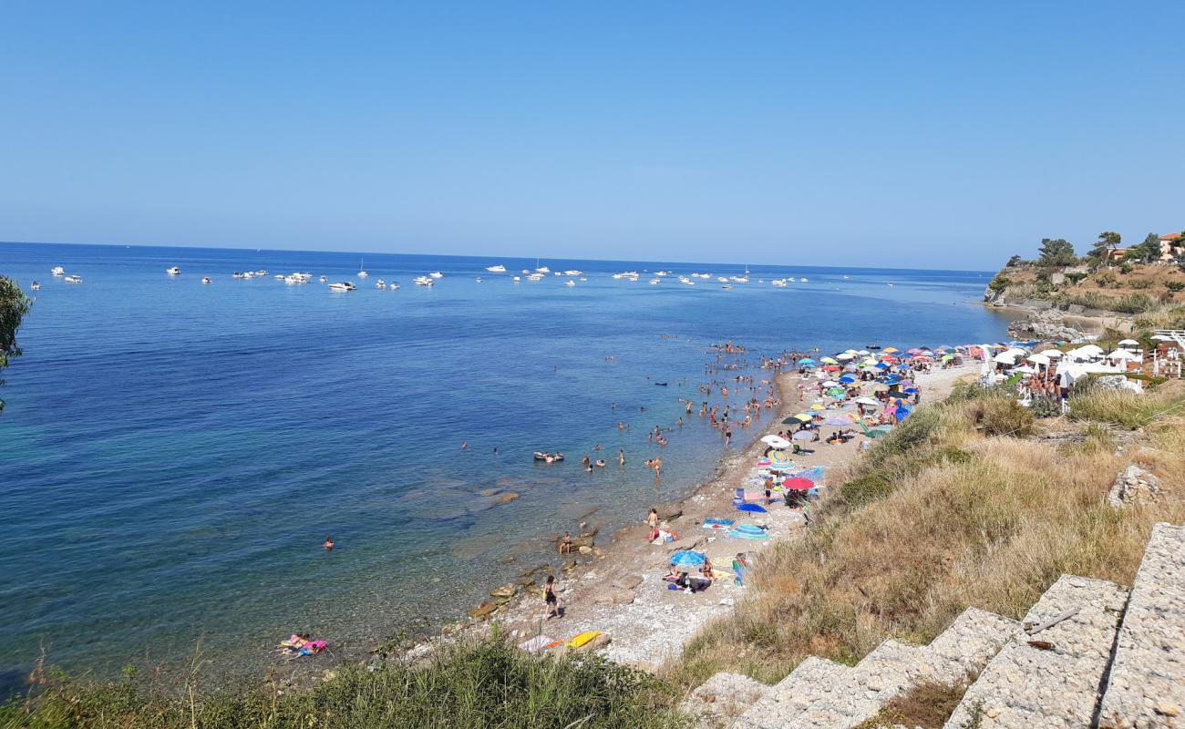 Spiaggia Pietra Piatta'in fotoğrafı bej çakıl yüzey ile