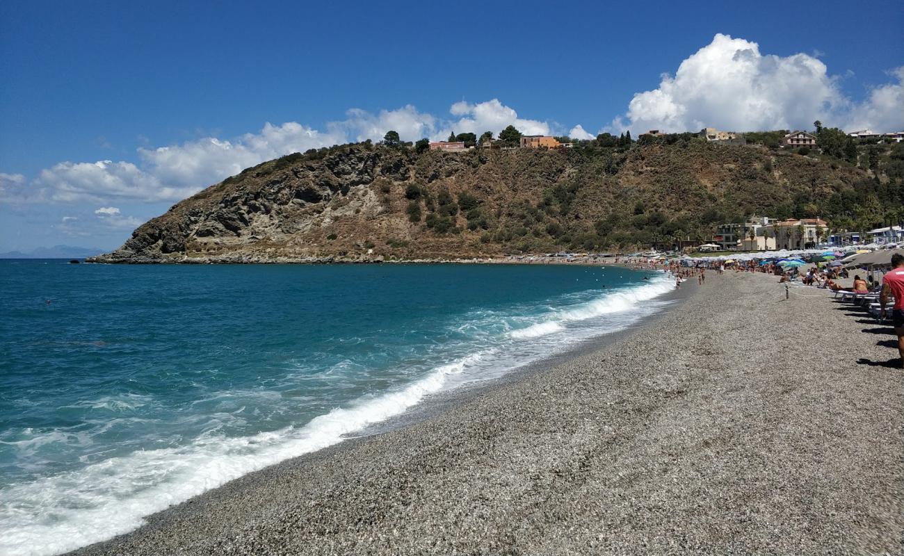 Ponente Plajı'in fotoğrafı hafif ince çakıl taş yüzey ile