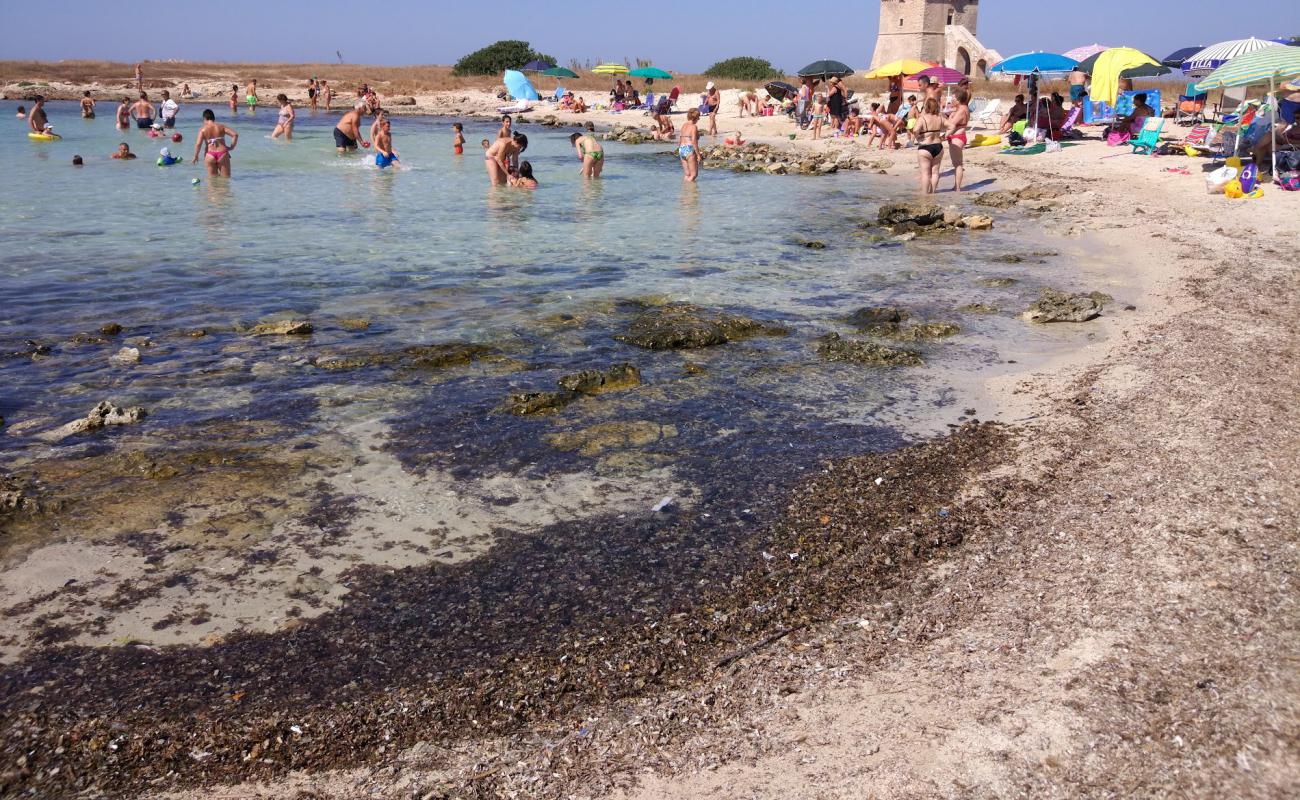 Spiaggia di Torre Squillace'in fotoğrafı i̇nce bej kum yüzey ile