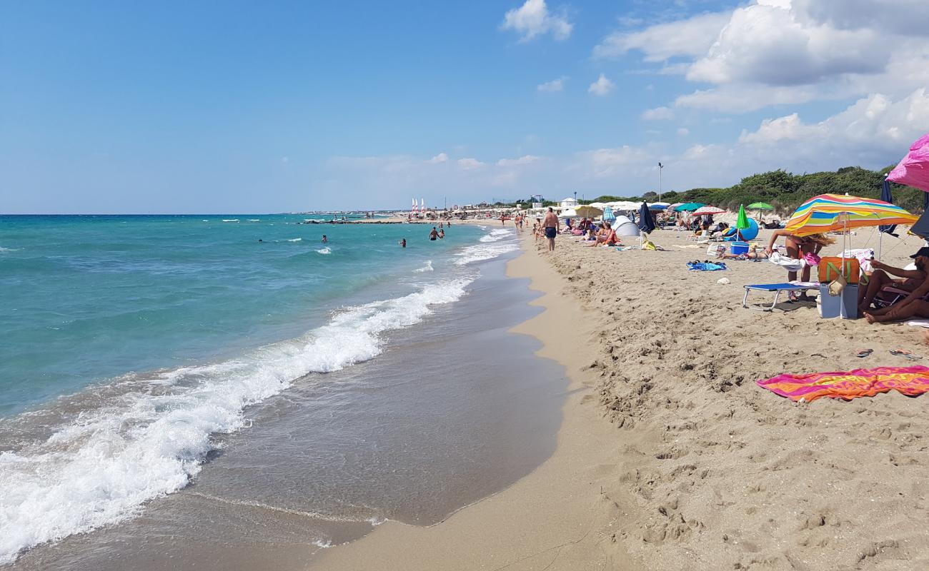 Spiaggia di Via G.Battista'in fotoğrafı parlak ince kum yüzey ile