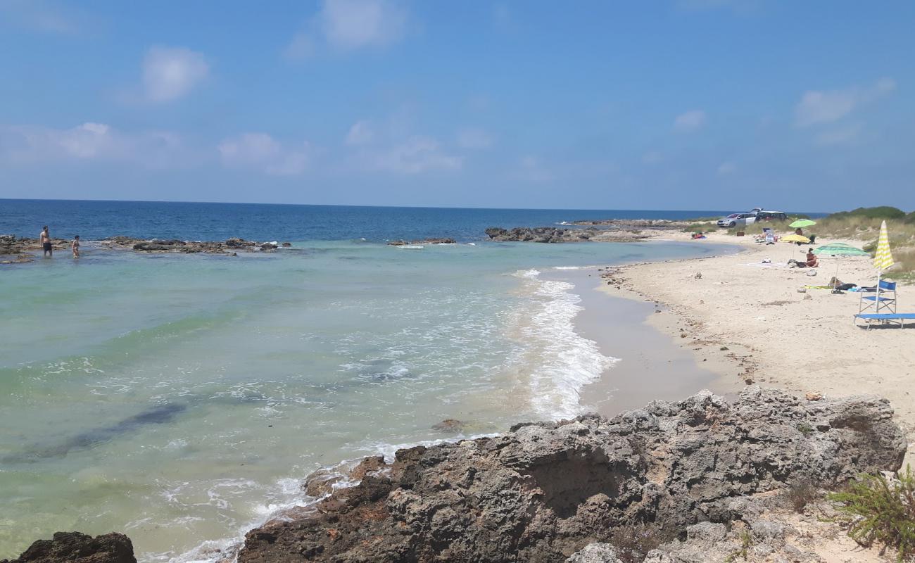 Spiaggia calette di salve'in fotoğrafı parlak ince kum yüzey ile