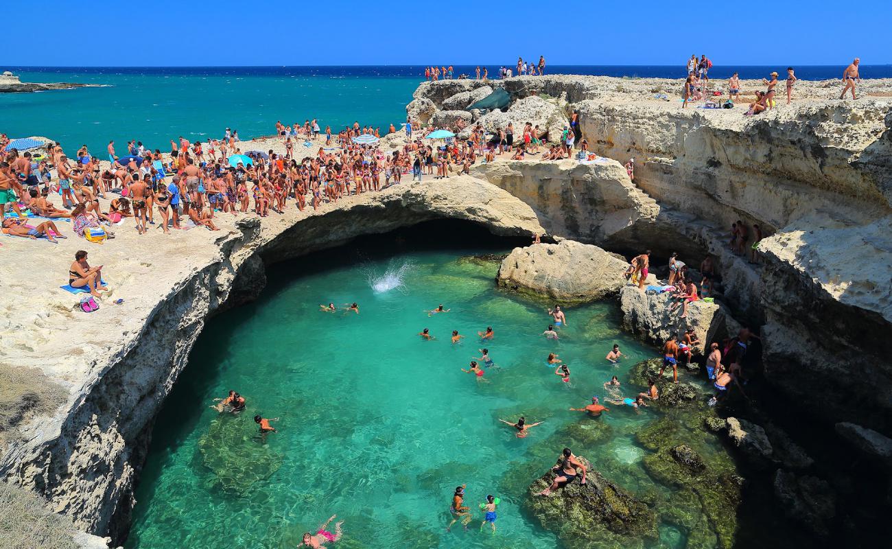 Grotta della Poesia'in fotoğrafı taşlar yüzey ile