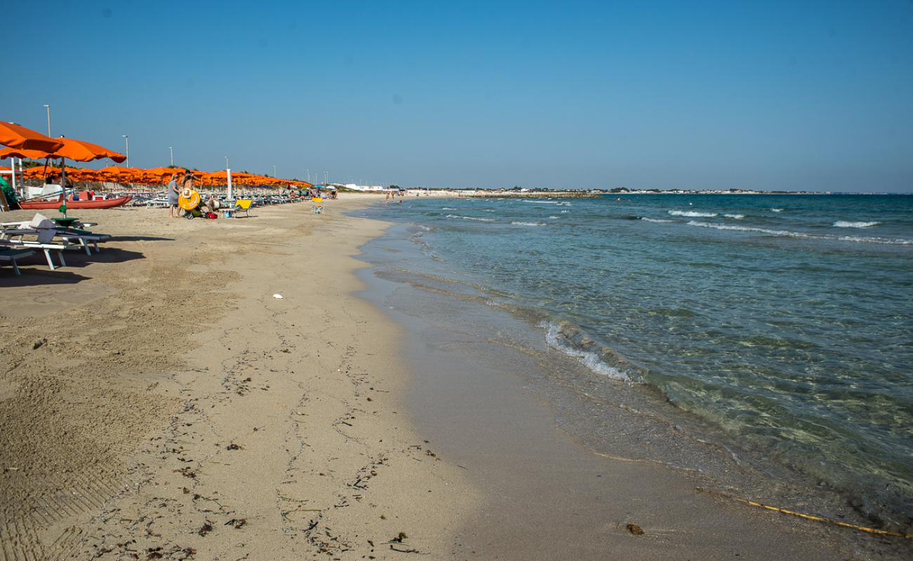 Maluha Bay'in fotoğrafı parlak ince kum yüzey ile