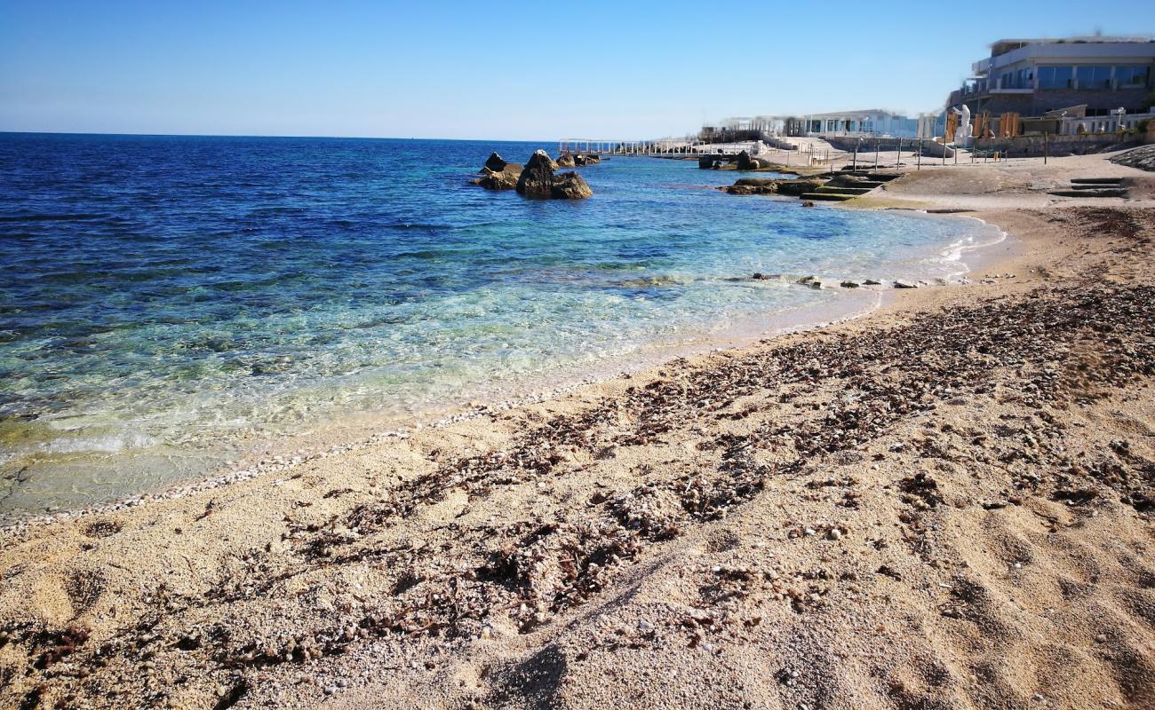 Riva del Sole'in fotoğrafı kayalık arazi yüzey ile