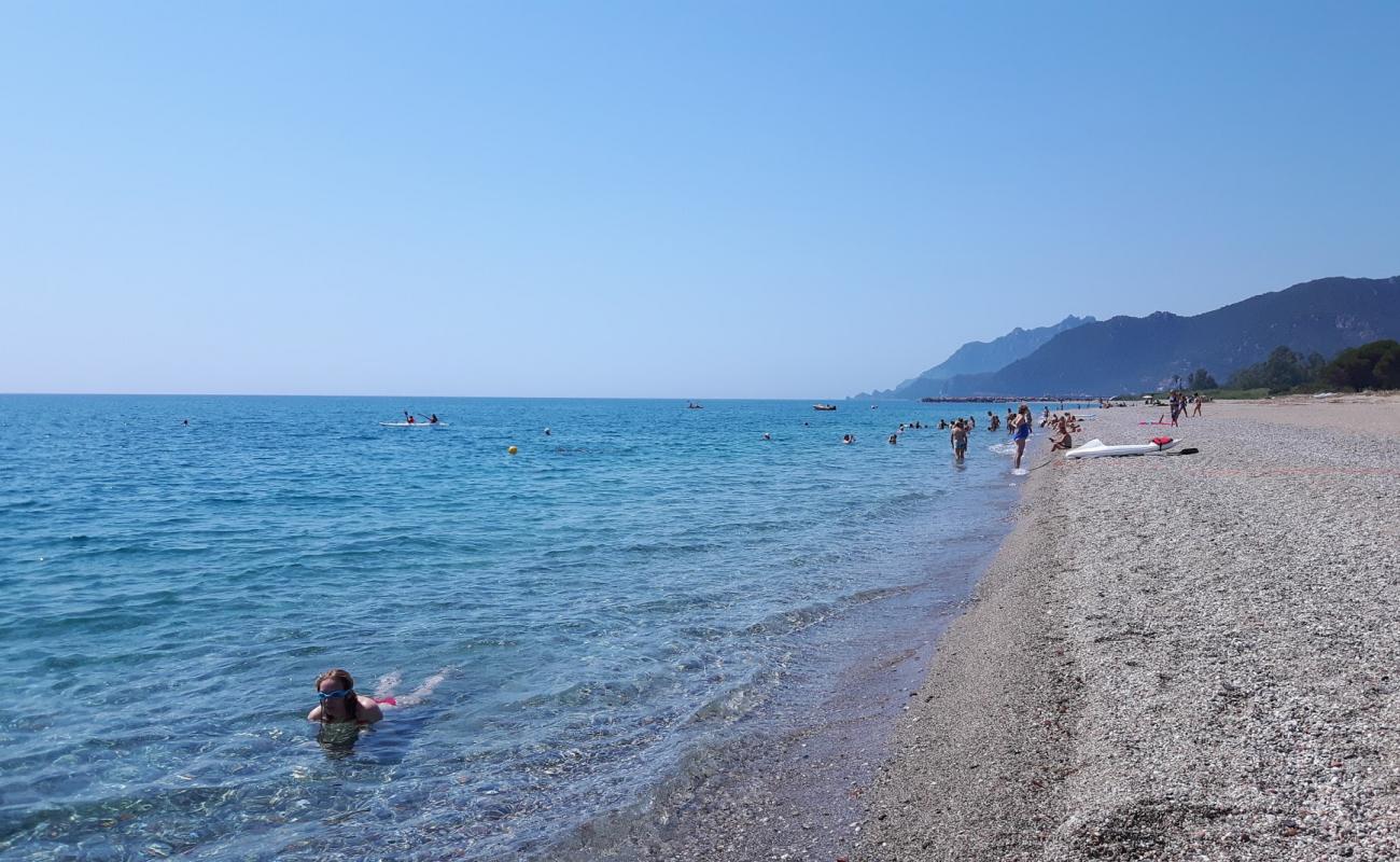 Spiaggia di Foddini'in fotoğrafı bej kum ve çakıl yüzey ile