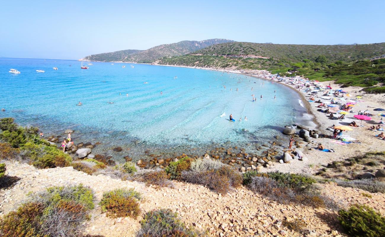 Spiaggia di Mari Pintau'in fotoğrafı hafif çakıl yüzey ile