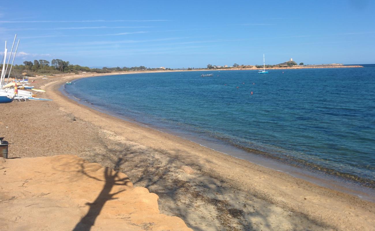 Spiaggia di Nora II'in fotoğrafı çakıl ile kum yüzey ile