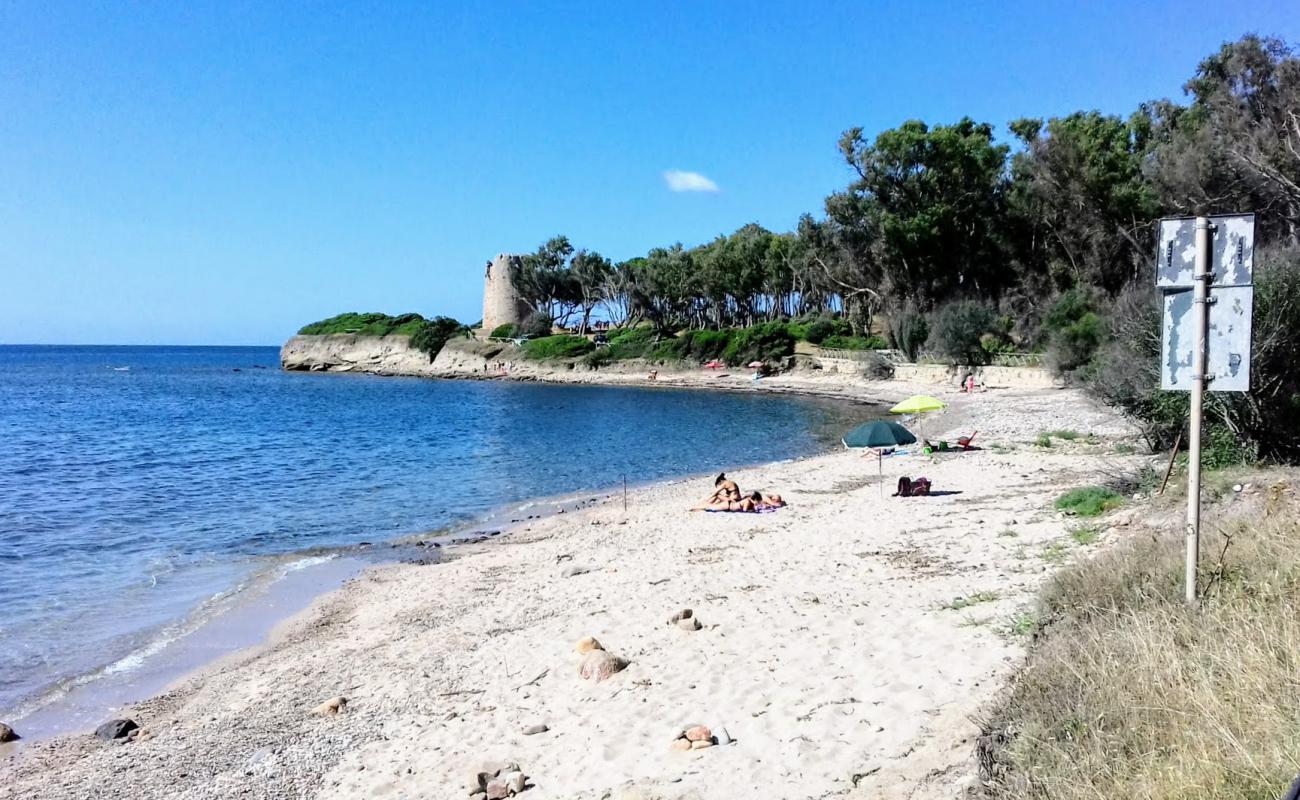 Spiaggia di Cala d'Ostia'in fotoğrafı çakıl ile kum yüzey ile