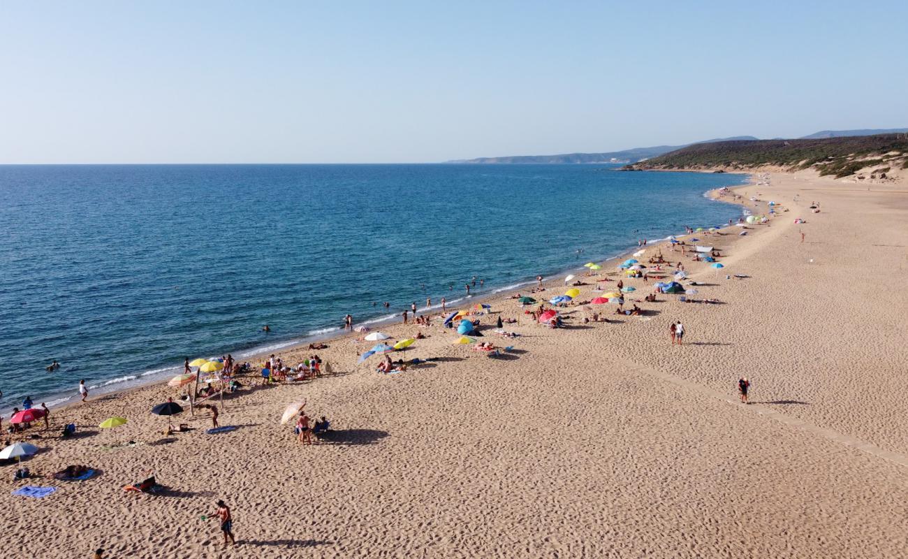Piscinas Plajı'in fotoğrafı i̇nce bej kum yüzey ile