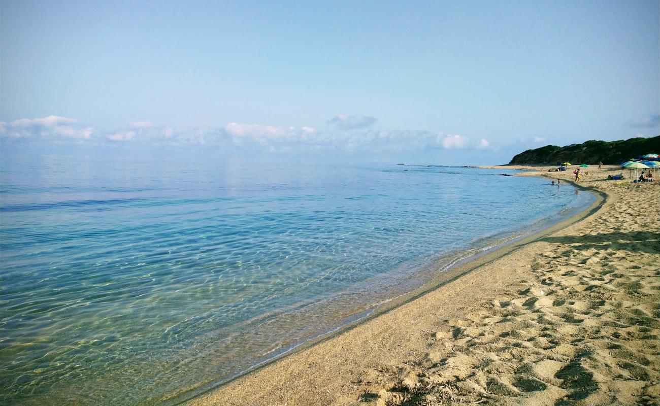 Portu Maga Plajı'in fotoğrafı parlak kum yüzey ile