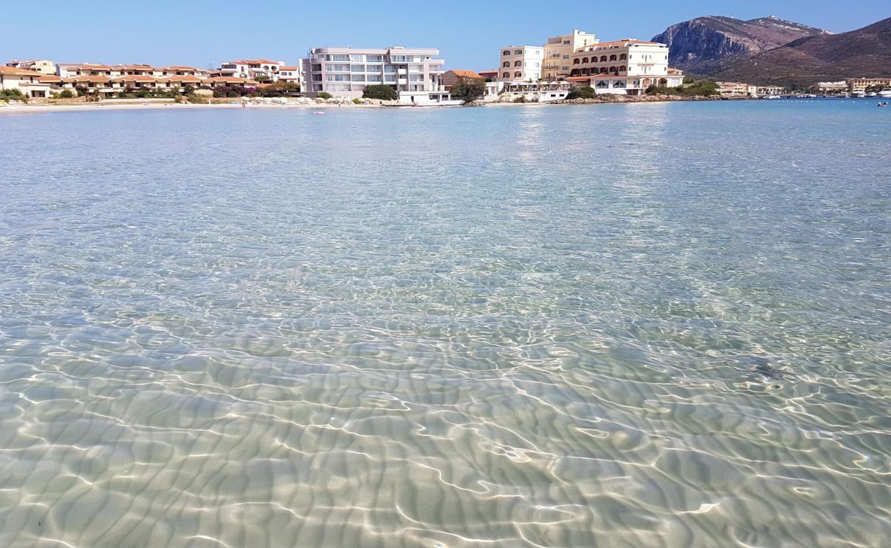 Terza Plajı'in fotoğrafı i̇nce gri kum yüzey ile