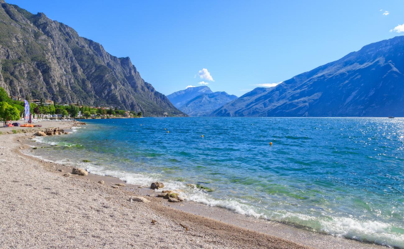 Lemana Plajı'in fotoğrafı küçük gri çakıllar yüzey ile