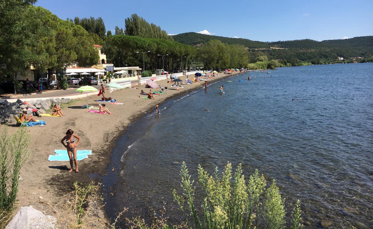 Spiaggia Il Guadetto'in fotoğrafı kahverengi kum yüzey ile
