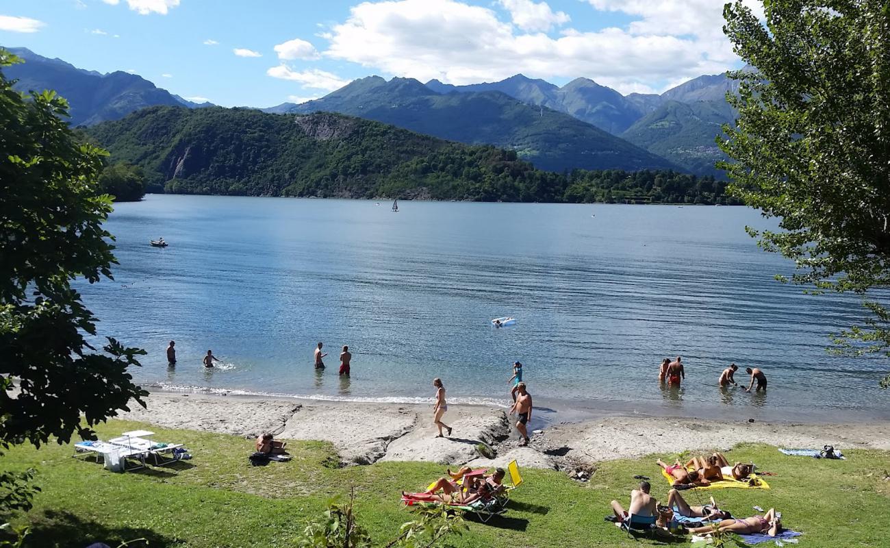 Spiaggia Mago della Salsiccia'in fotoğrafı çim yüzey ile