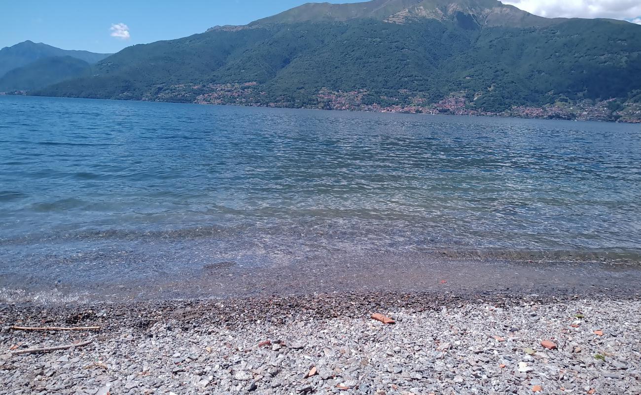 Spiaggia della Formaggia'in fotoğrafı gri çakıl taşı yüzey ile