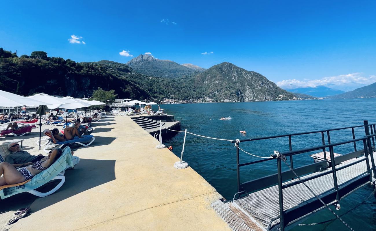 Victoria Beach Menaggio'in fotoğrafı beton kaplı yüzey yüzey ile