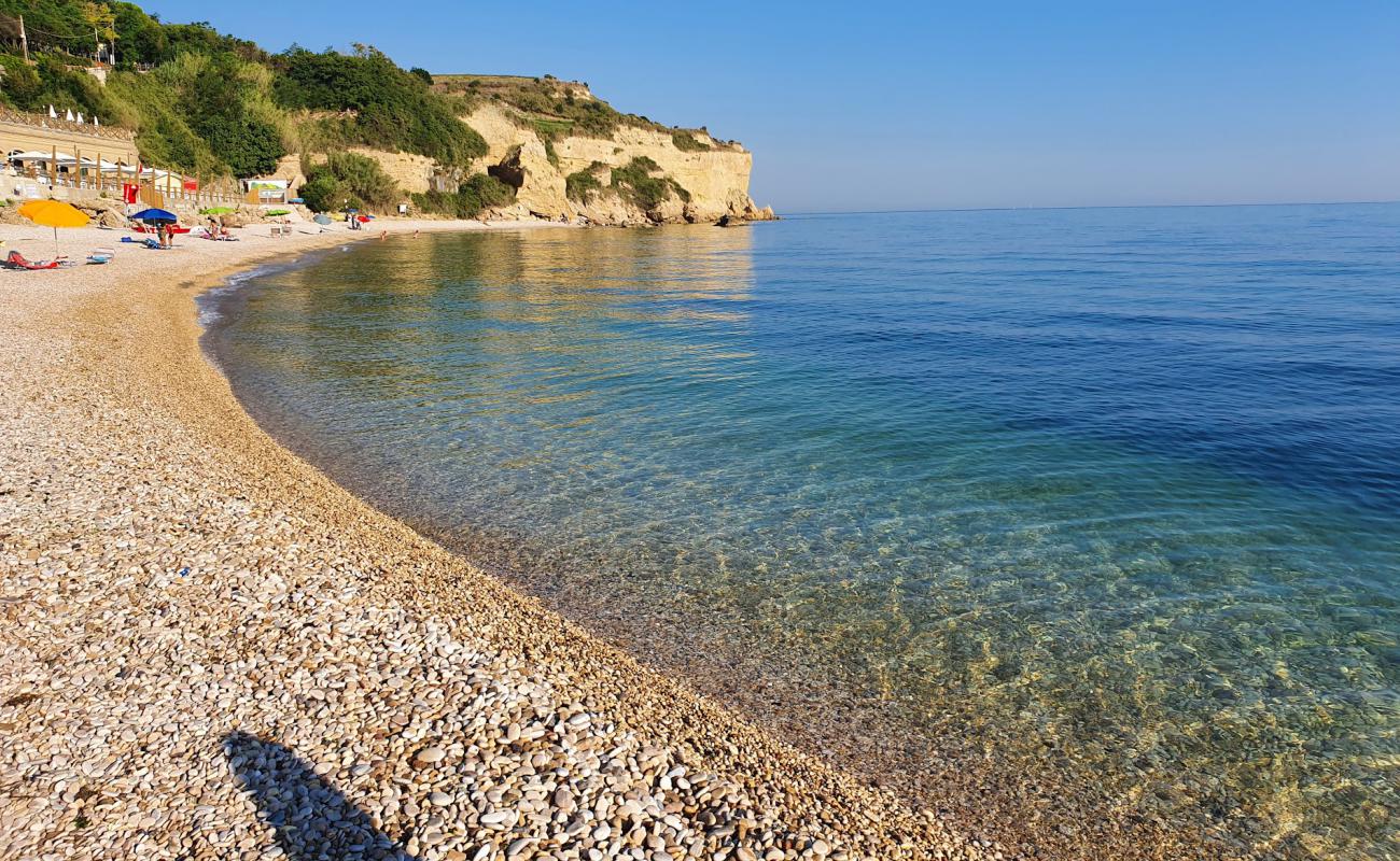 Ripari di Giobbe Beach'in fotoğrafı bej çakıl yüzey ile