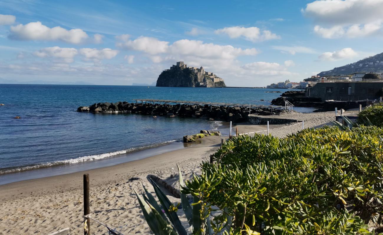 Bagno Antonio 'in fotoğrafı gri kum yüzey ile