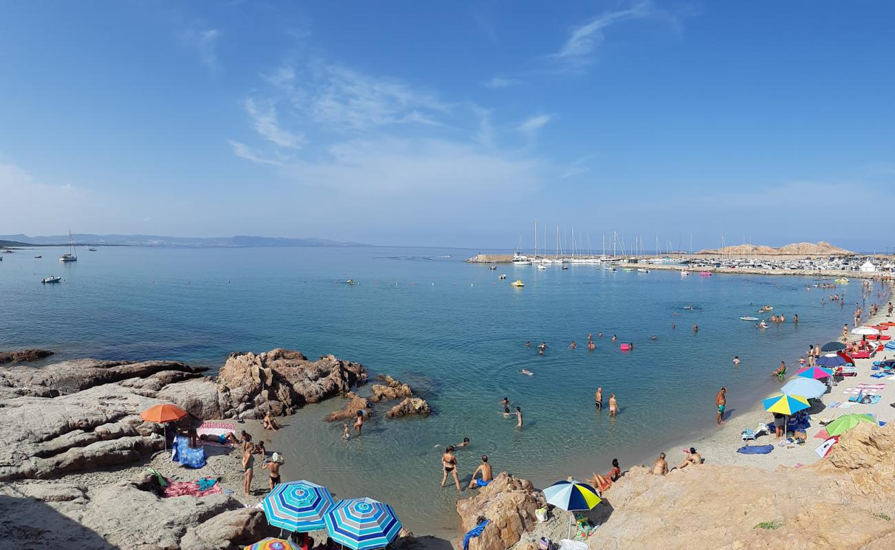 Spiaggia del Porto'in fotoğrafı parlak kum yüzey ile