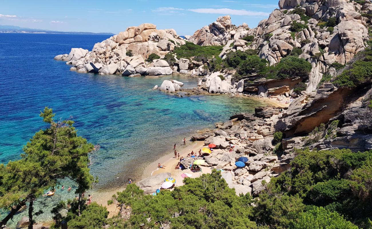 Valle della Luna Beach'in fotoğrafı bej kum ve kayalar yüzey ile