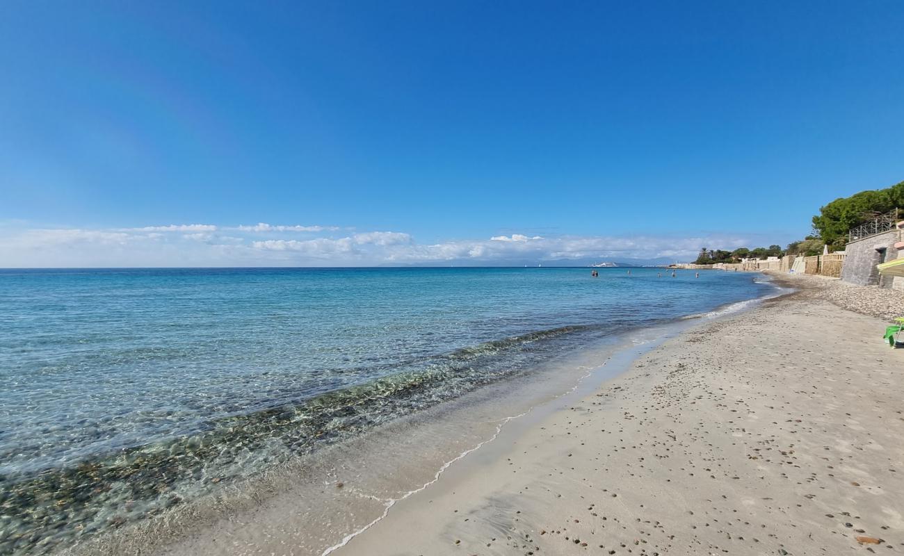 Spiaggia di Capitana'in fotoğrafı parlak kum yüzey ile