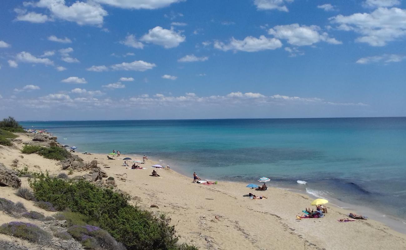 Monaco Mirante Beach'in fotoğrafı bej kum ve çakıl yüzey ile