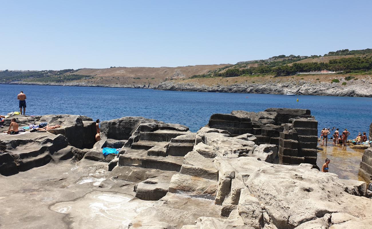 Spiaggia Pilane, Porto Miggiano'in fotoğrafı rocky shore yüzey ile