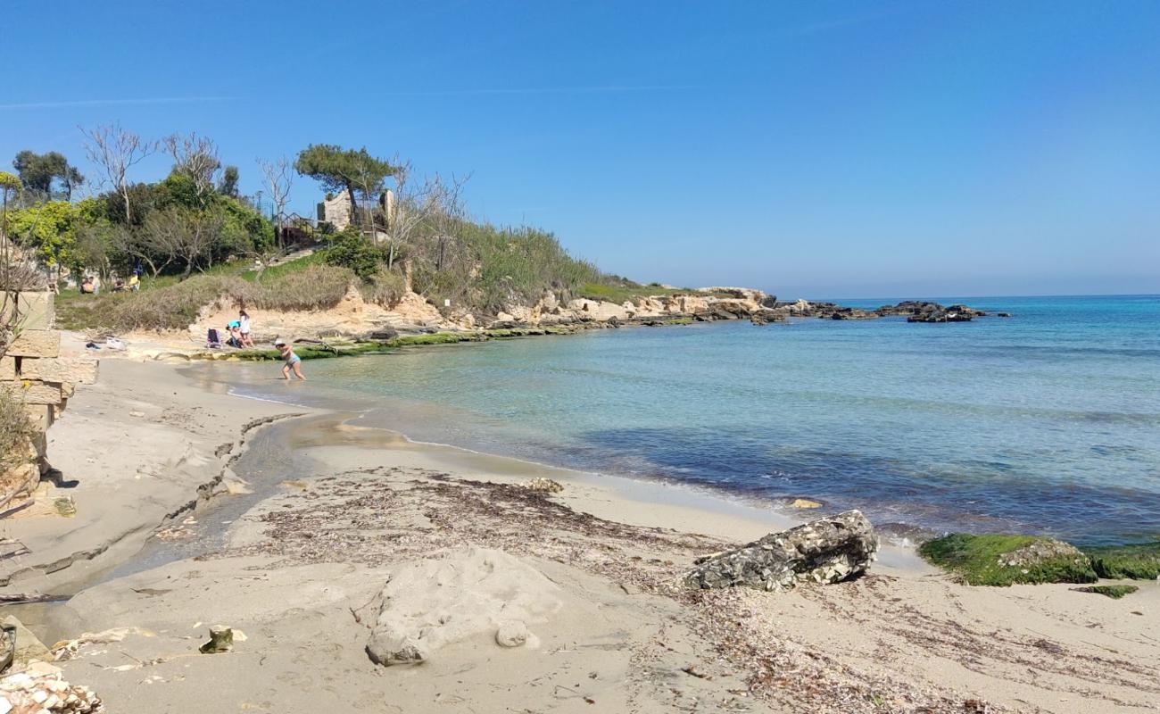 Lido La Castellana'in fotoğrafı açık bej kum yüzey ile