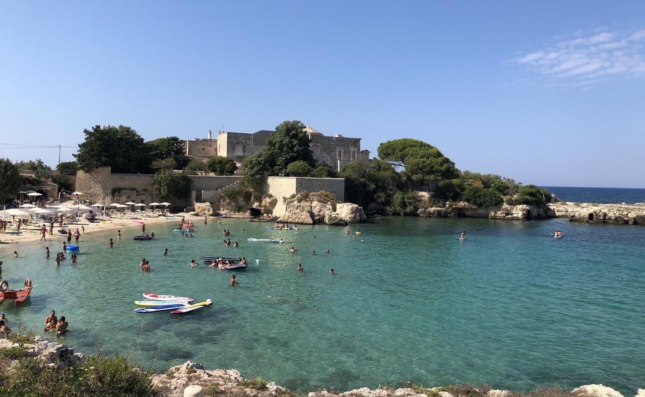 Lido Santo Stefano'in fotoğrafı parlak kum yüzey ile