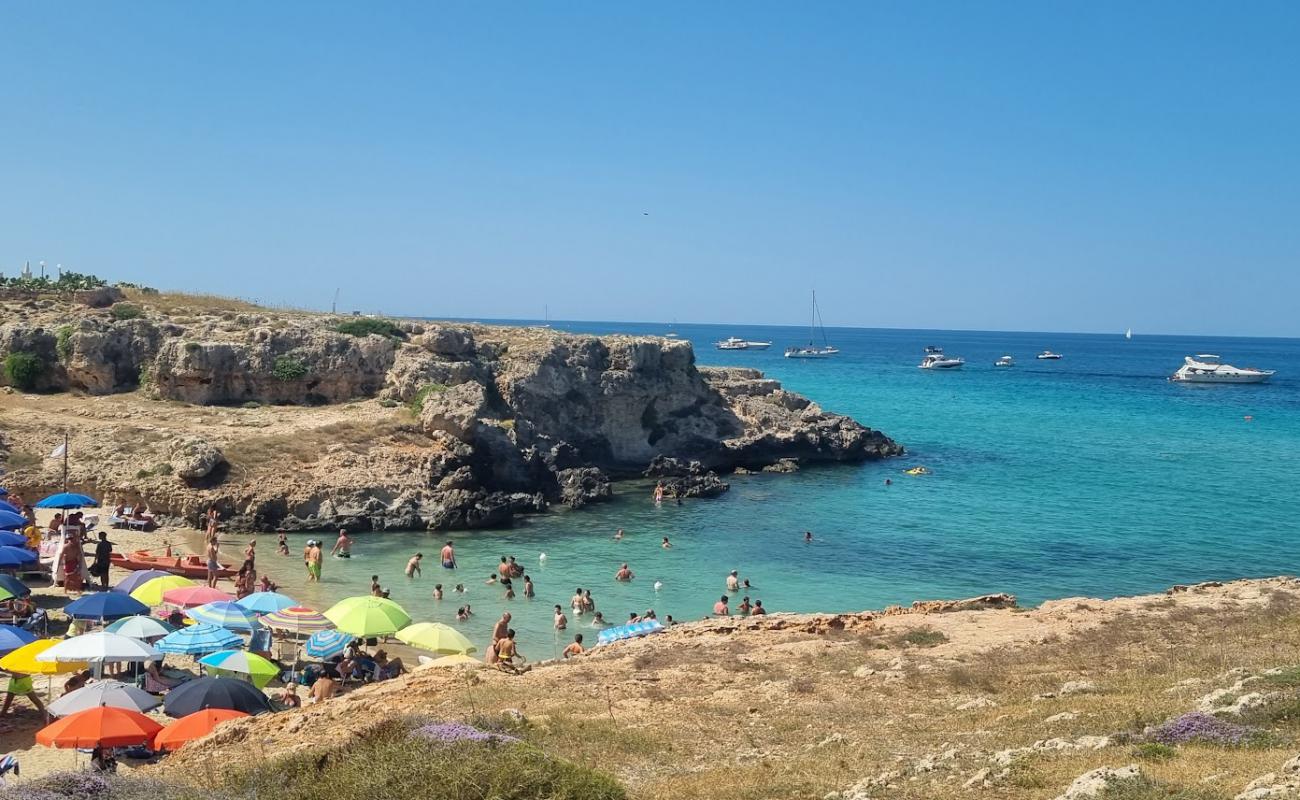 Lido Porto Camicia'in fotoğrafı parlak kum yüzey ile